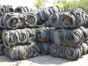Baled-Car-Tyres-700x525-1
